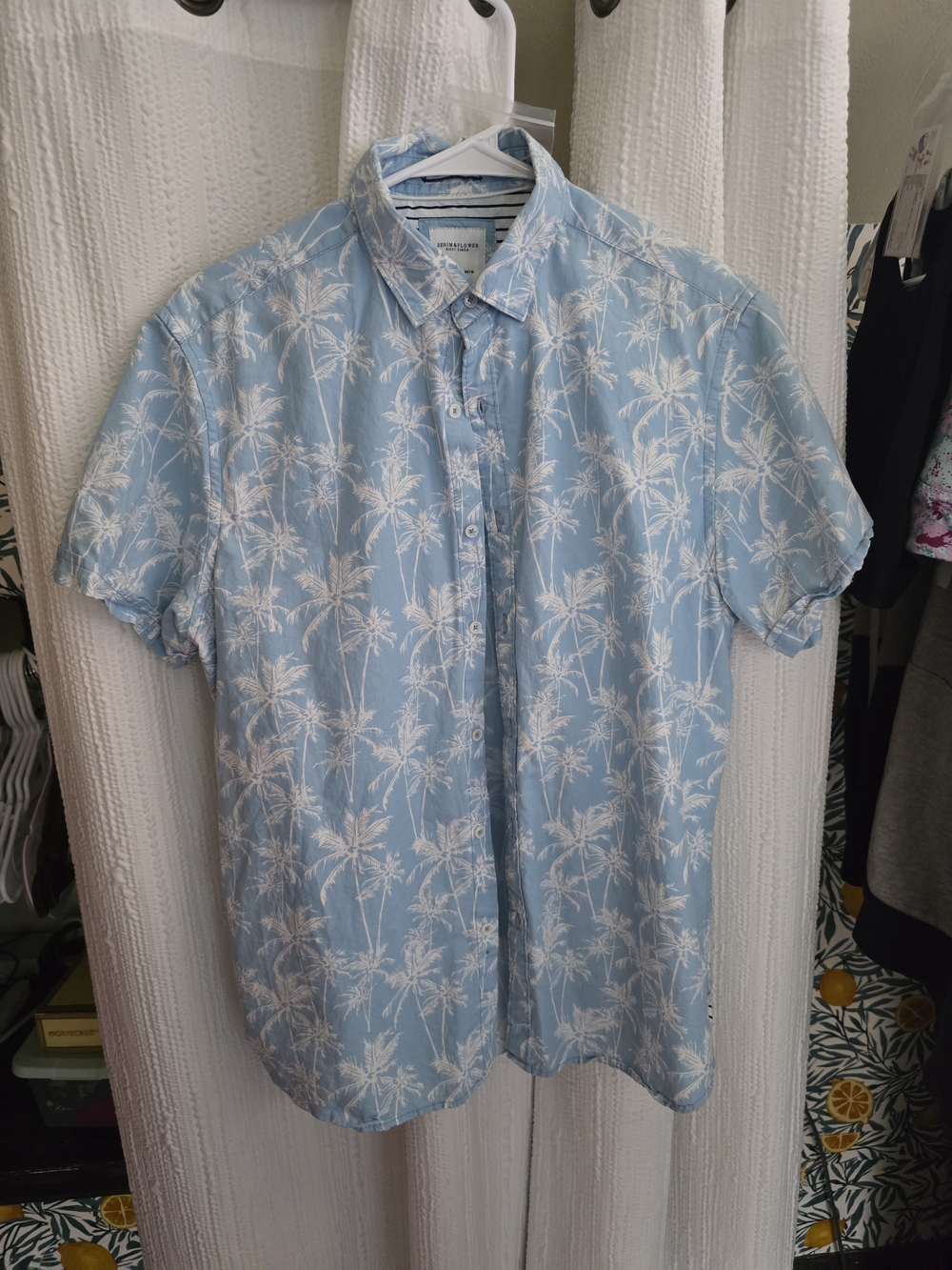 Denim & Flower Light Blue and White Palm-Print Button-Down Shirt